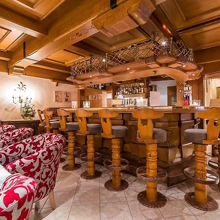 Neue Post 4* 힙파흐