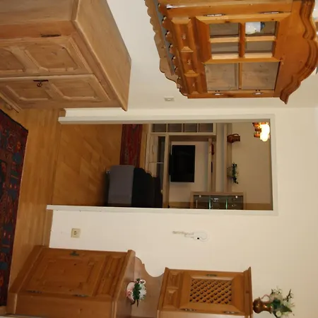 Szálloda Neue Post 4*