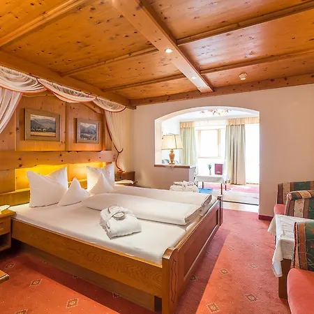 Hotel Neue Post Hippach