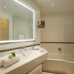 Hotel Neue Post 4*