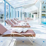 Hotel Neue Post 4*