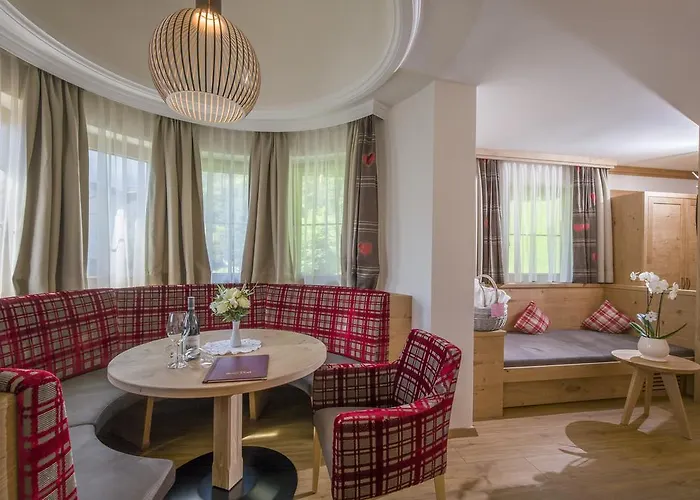 Neue Post 4* Hippach